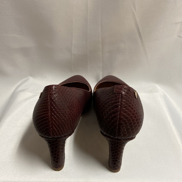 Vionic Madison Mia Snake Embossed Leather Pumps Heels Burgundy Size 9 - Picture 4 of 7